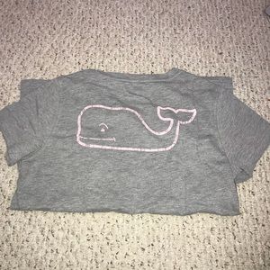 Grey vineyard vines shirt